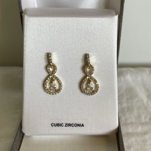 Yellow gold with cubic zirconia earrings